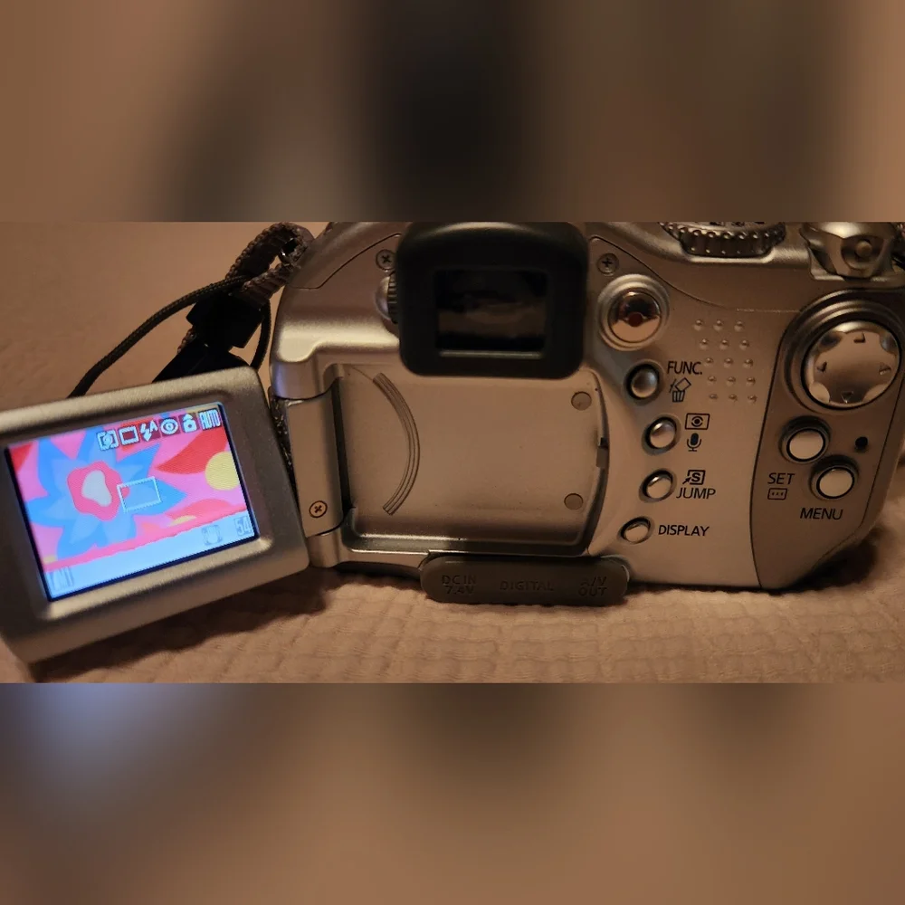 Canon PowerShot S1 IS Silver Camera Bundle